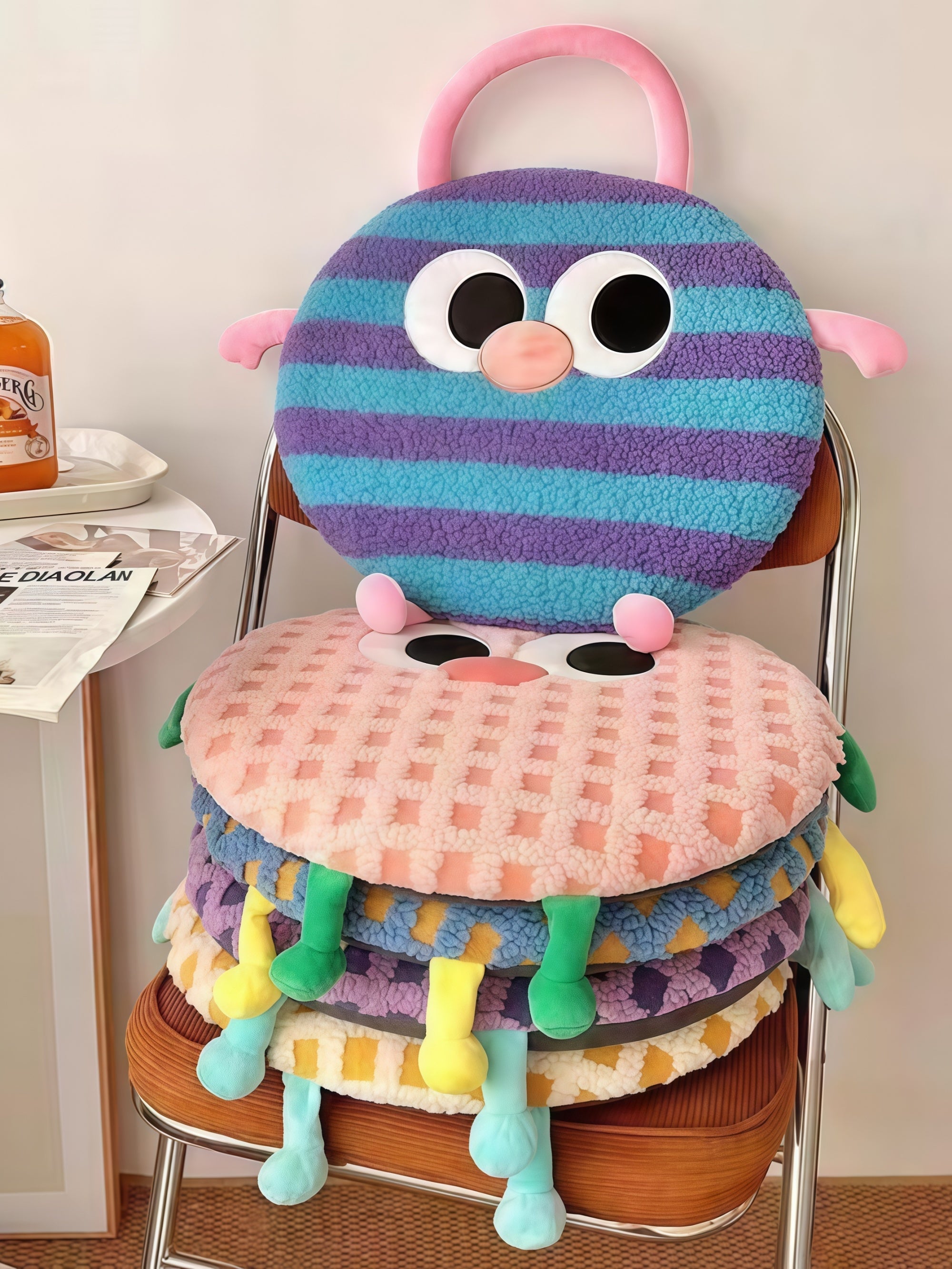 Cute Dopamine Round Memory Foam Cushion