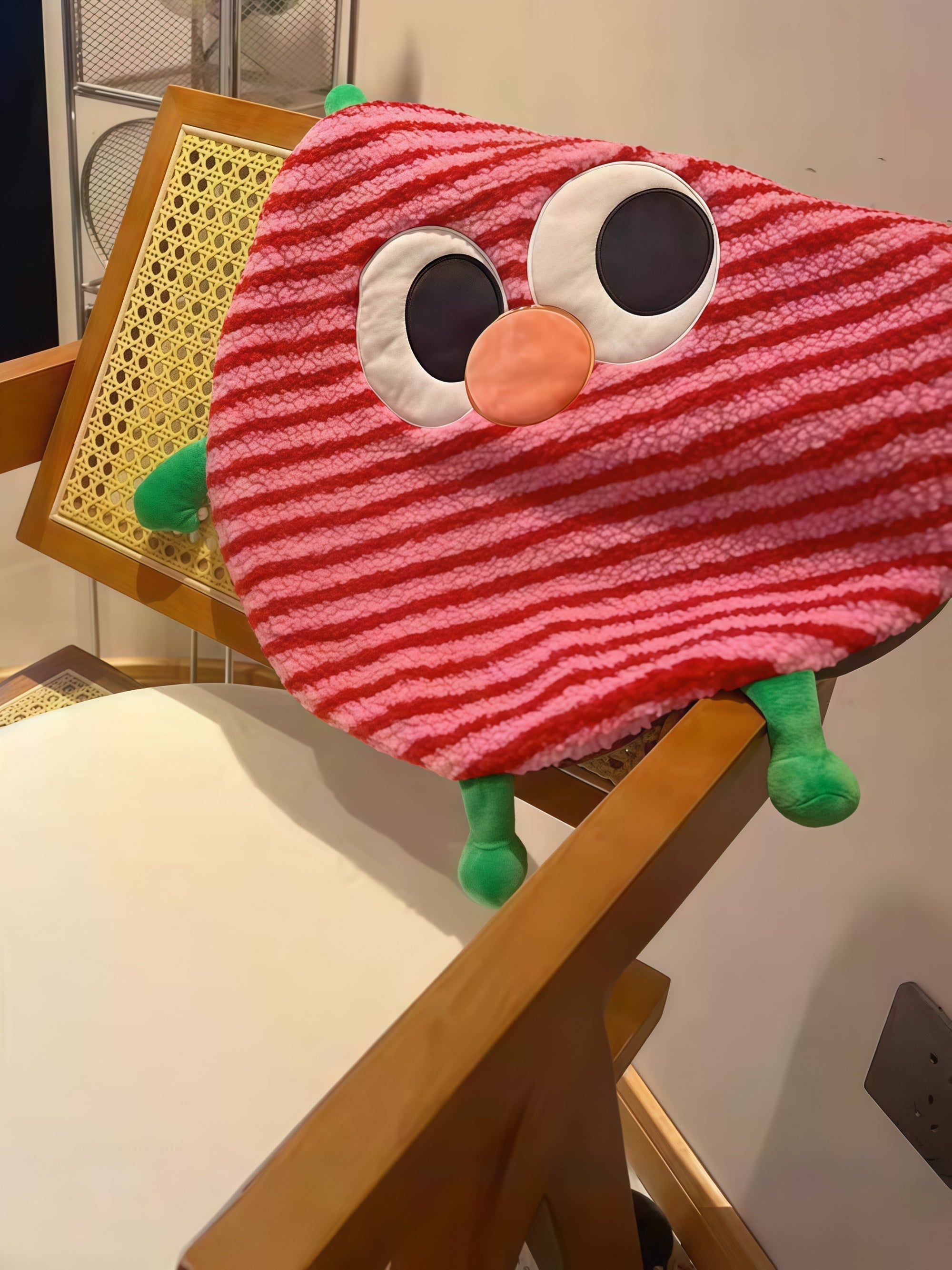 Cute Dopamine Round Memory Foam Cushion