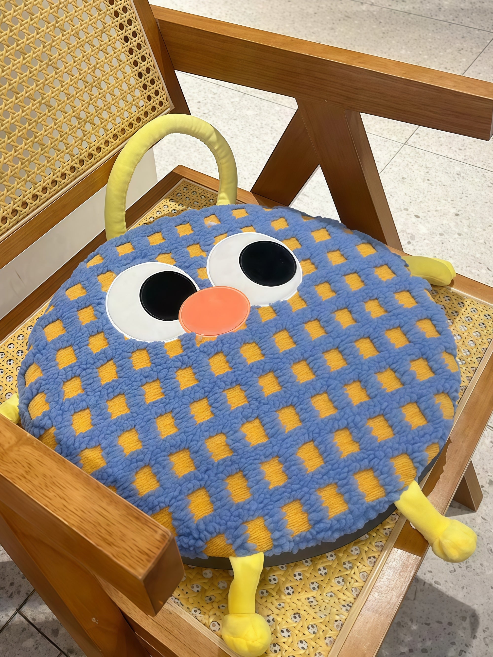 Cute Dopamine Round Memory Foam Cushion