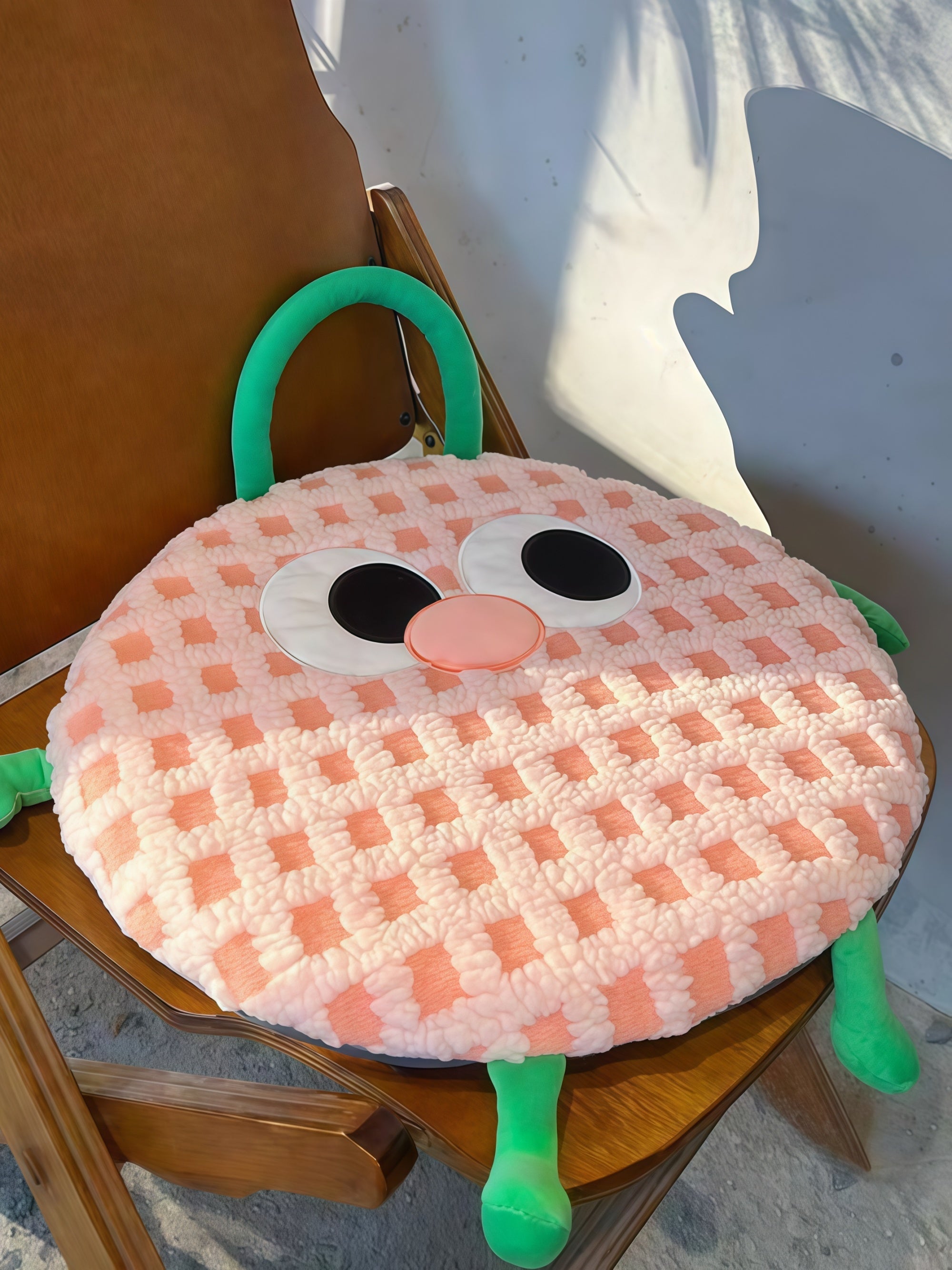 Cute Dopamine Round Memory Foam Cushion