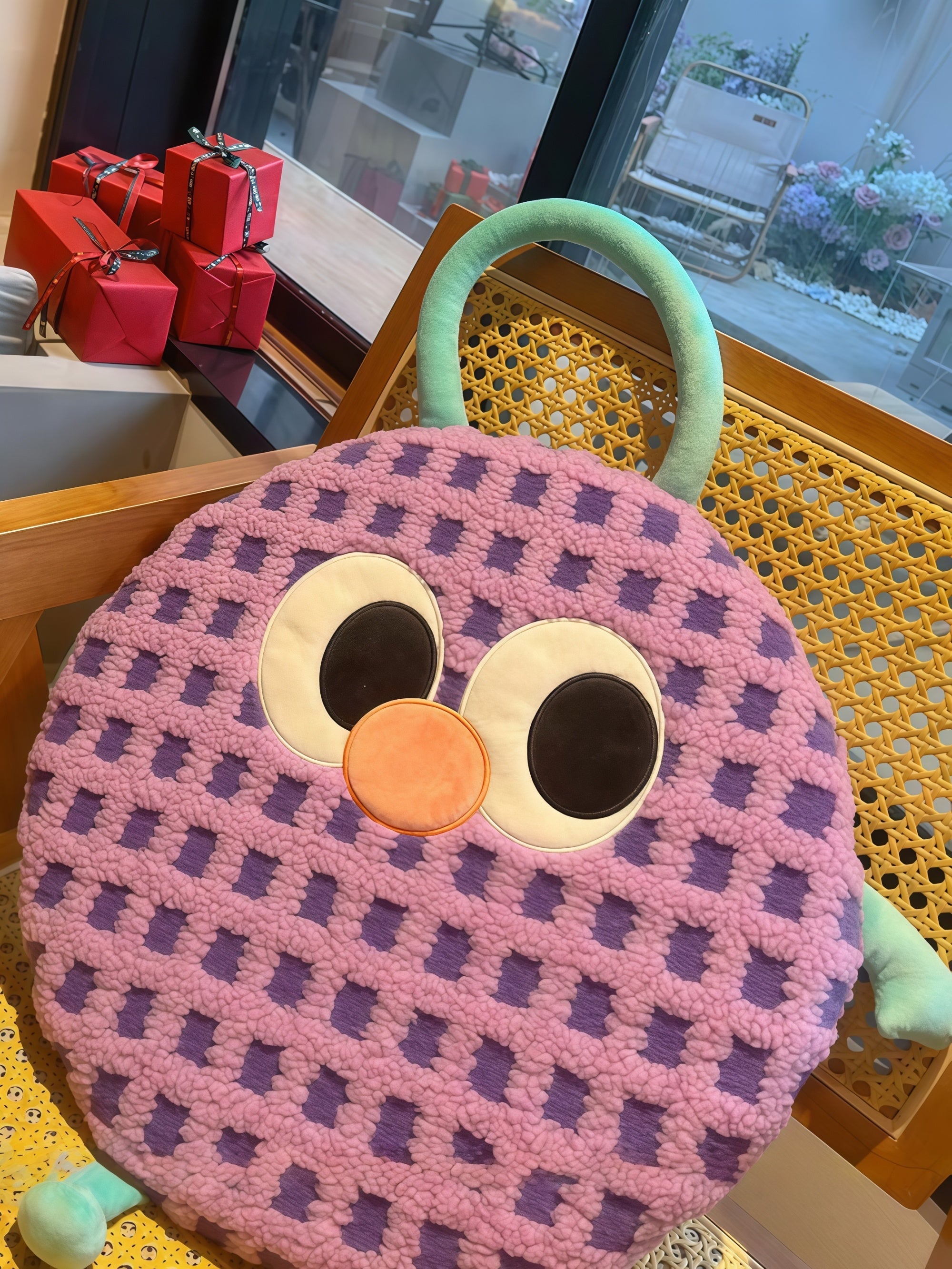 Cute Dopamine Round Memory Foam Cushion