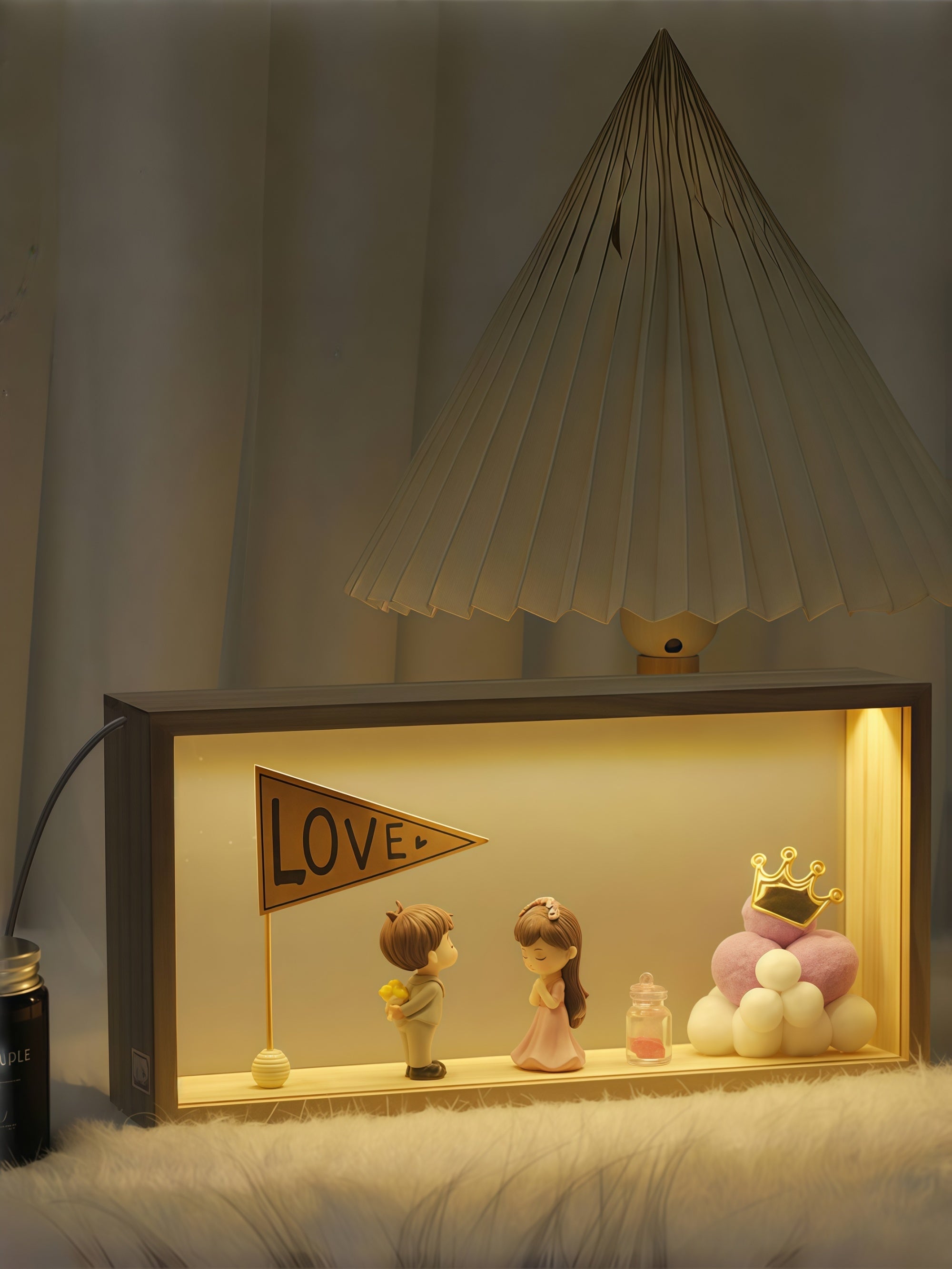 Wooden-Frame Couple Diorama Night Light